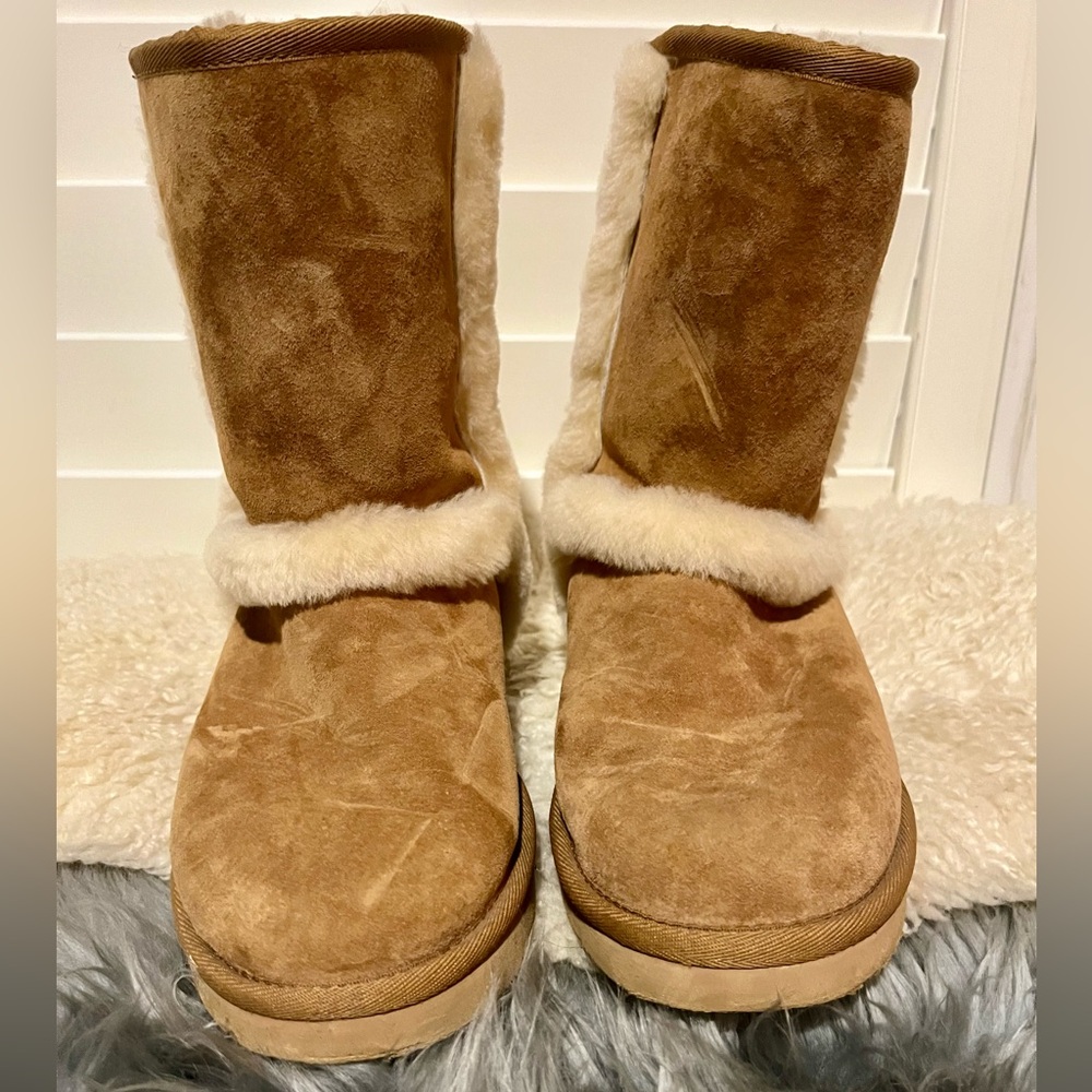 Ugg Sunburst Short Shearling Boot, Wmns Size US 7, Chestnut